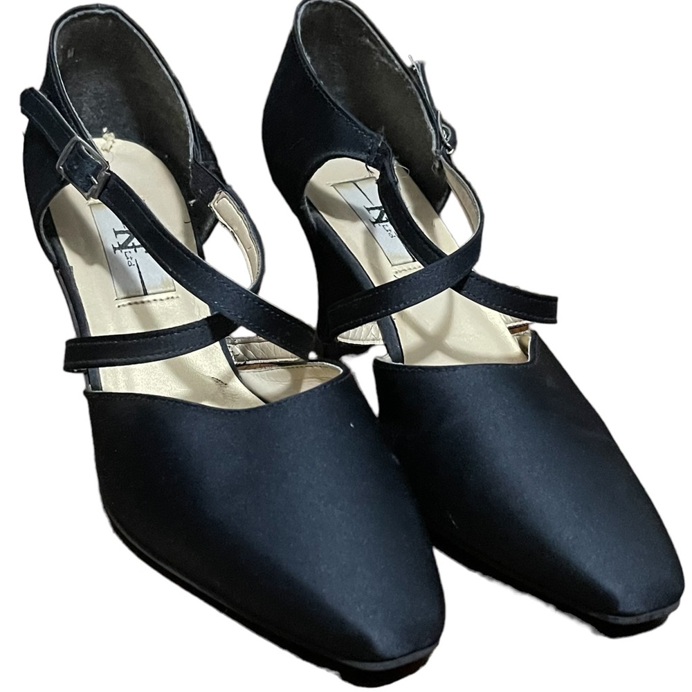 Vintage Kf Ltd brand, cross straps, womens 3” heels/pumps, dark blue, size 8
